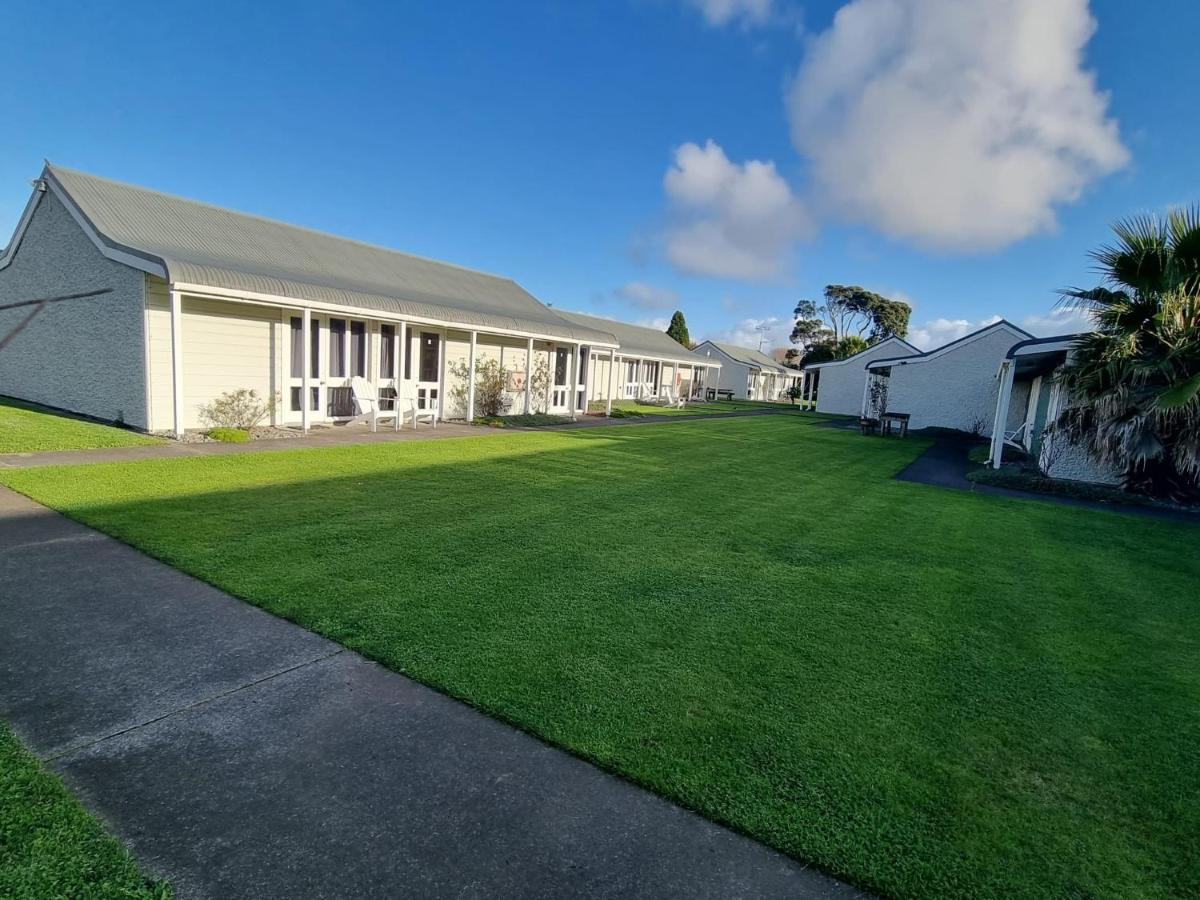 The Furlong Motel Hawera Exterior photo