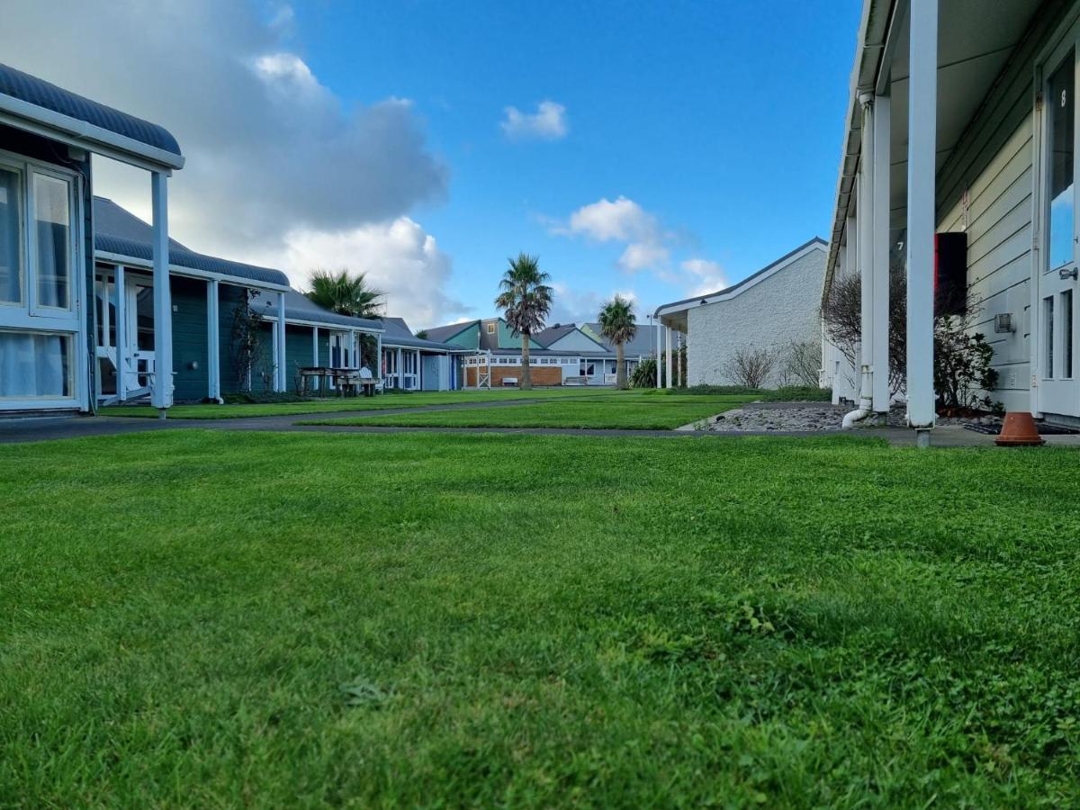 The Furlong Motel Hawera Exterior photo