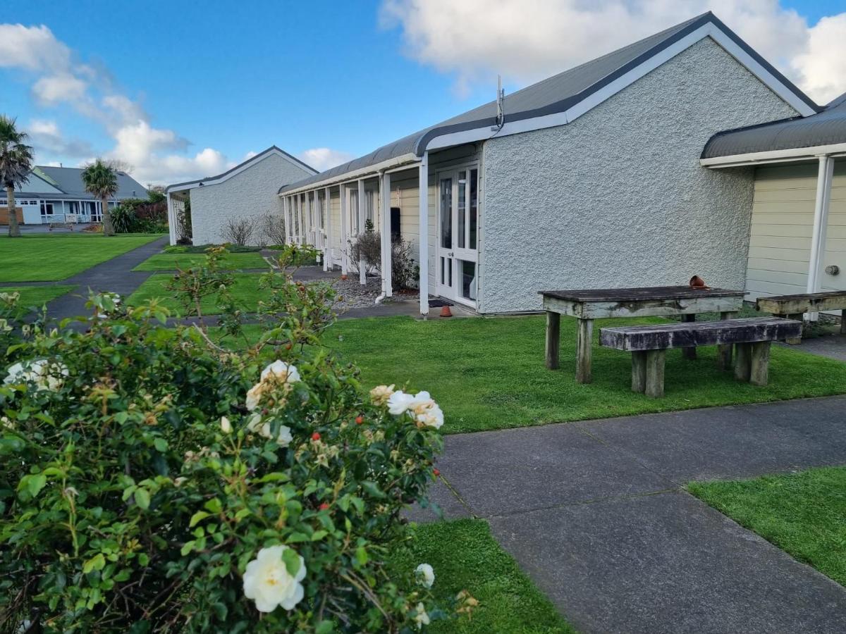 The Furlong Motel Hawera Exterior photo